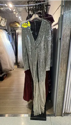 銀色亮片深 V 單肩連身褲禮服